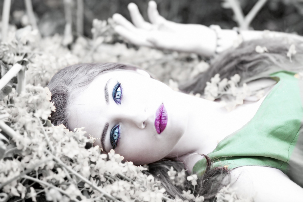 girl-2864757_1920.jpg